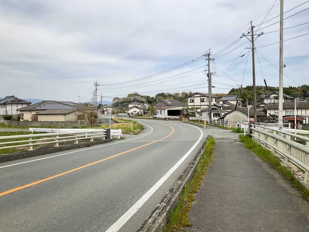 View of a road in Kyushu (Kumamoto)