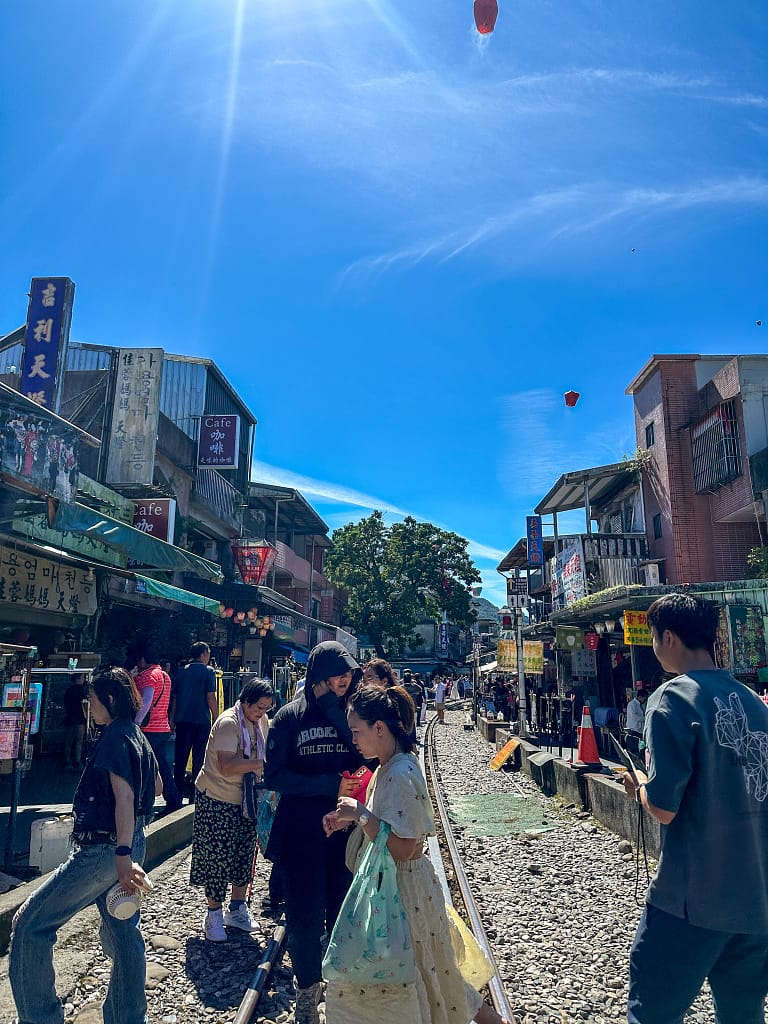 Picture of people in Shifen Old Street